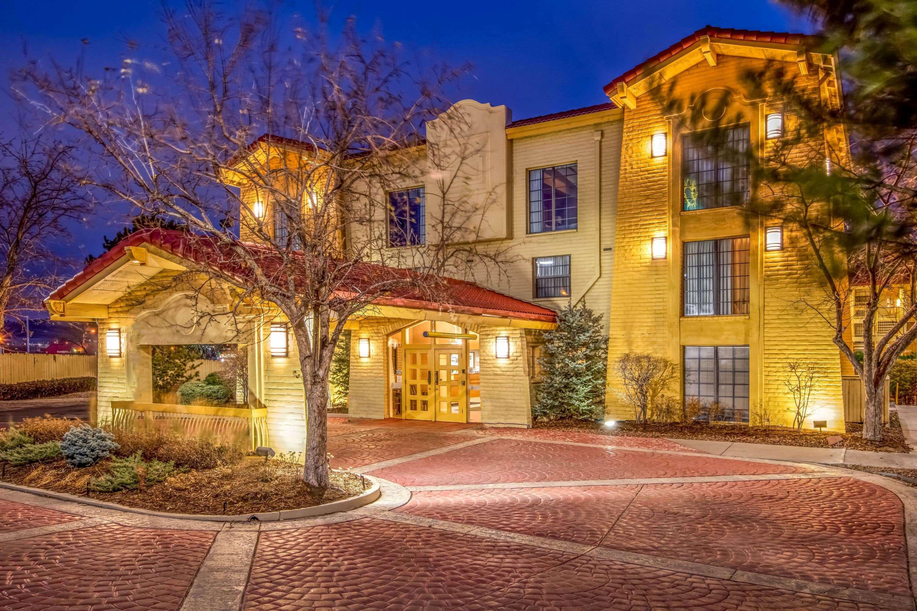 La Quinta Inn By Wyndham Colorado Springs Garden Of The Gods Exterior photo