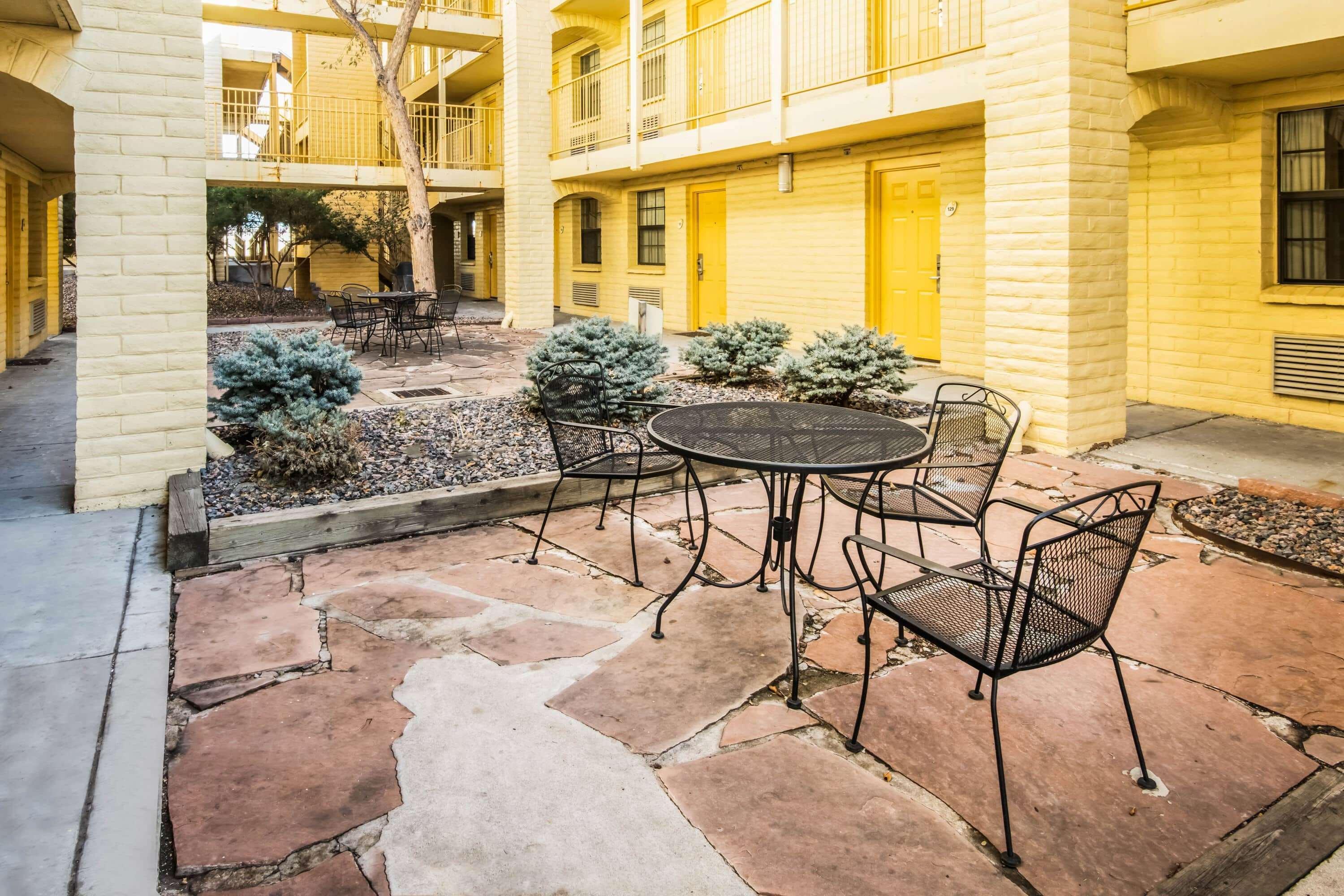 La Quinta Inn By Wyndham Colorado Springs Garden Of The Gods Exterior photo